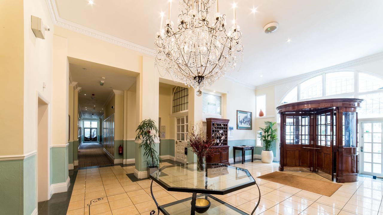 Victorian Duplex In Burlington Mansions Διαμέρισμα Μπόρνμουθ Εξωτερικό φωτογραφία